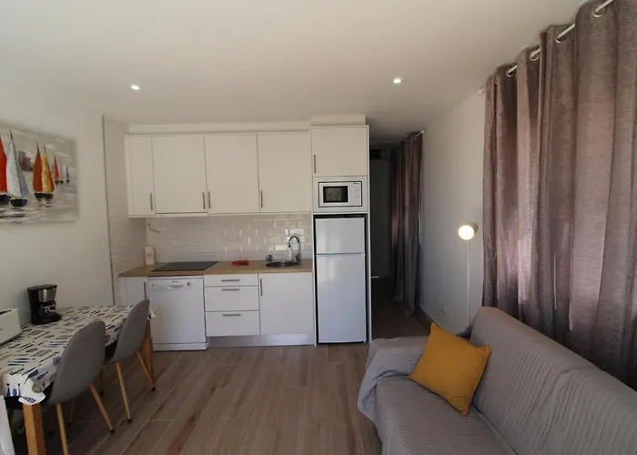 Velas Vue * Адехе